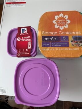 McCormick/Signature HOME Purple/Green Food Storage Container - Secure Lid